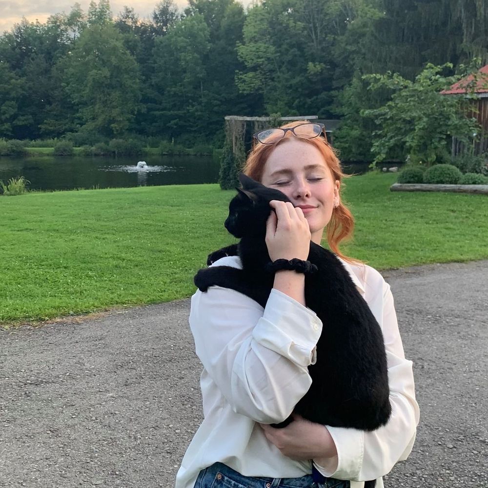 Meet your Posher, Stephanie